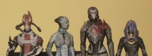 Mass Effect 2 - Персонажи из бумаги